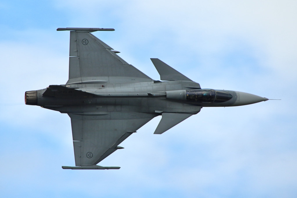 saab_gripen_top_view